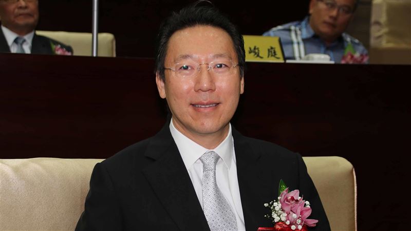 辭縣議員顧癌父　張維華：家人僅一次