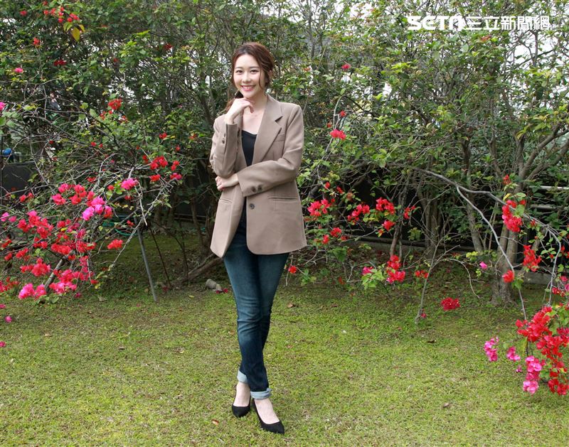 張景嵐接受三立新聞網專訪。（記者邱榮吉/攝影）