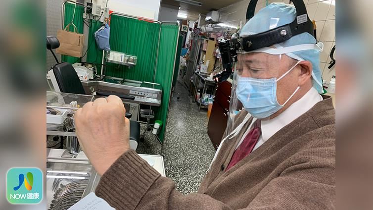 耳鼻喉醫師改良面罩　疫情醫病皆保障