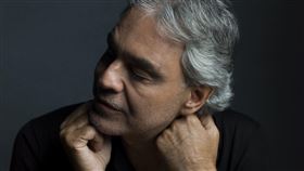 環球西洋提供 安德烈波伽利 復活節網路演唱會傳播愛
