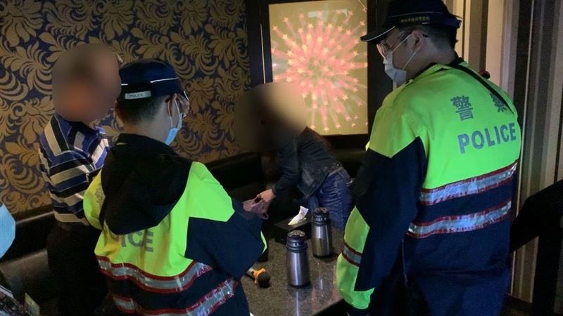 順「時中」！警擴大臨檢嚴防防疫破口