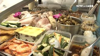 少爺、小姐不上班　條通小吃咬牙苦撐