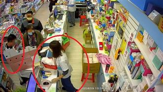 無理男飆討口罩　女藥師氣哭：給你　