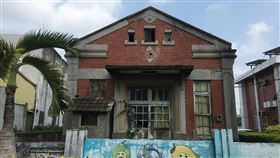 彰化埔心舊館保甲事務所列歷史建築彰化縣埔心鄉「埔心舊館保甲事務所」為日據末期紅磚造辦公廳舍典型，目前各地保甲事務所不多見，具稀少性，經縣府審議後，增列為歷史建築。（彰化縣政府提供）中央社記者蕭博陽彰化縣傳真　109年4月11日