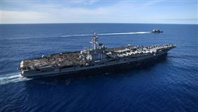 美國羅斯福號航空母艦又新增103名官兵確診武漢肺炎，根據海軍部11日公布最新數據，艦艇上共有550人確診。（圖取自facebook.com/USSTheodoreRoosevelt）