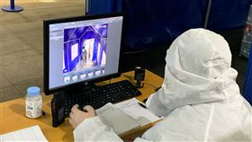 上海一日新增80起疑似病例  全部來自俄羅斯上海10日新增80例待排查疑似武漢肺炎病例，全部從俄羅斯乘坐同一班航班抵滬。俄羅斯的2019冠狀病毒疾病疫情惡化後，目前已成為中國的第二大境外疫情輸入來源地。圖為上海浦東機場的出境大廳。中央社記者沈朋達上海攝　109年4月11日