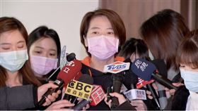 台北市副市長黃珊珊12日視察台北市南港成德市場。