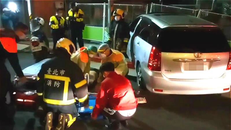 汽車失控暴衝男命危　疑氣溫驟降導致
