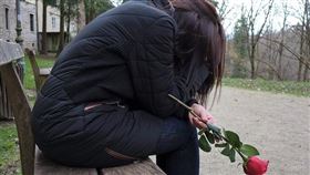 -女人-哭泣-離婚-婚姻-失戀-（示意圖）／pixabay