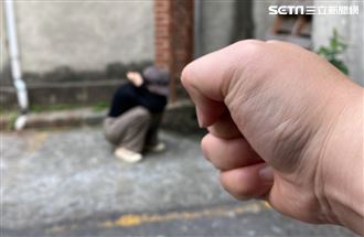 逆子討錢遭拒！灌自來水虐母辯「鬼附身」