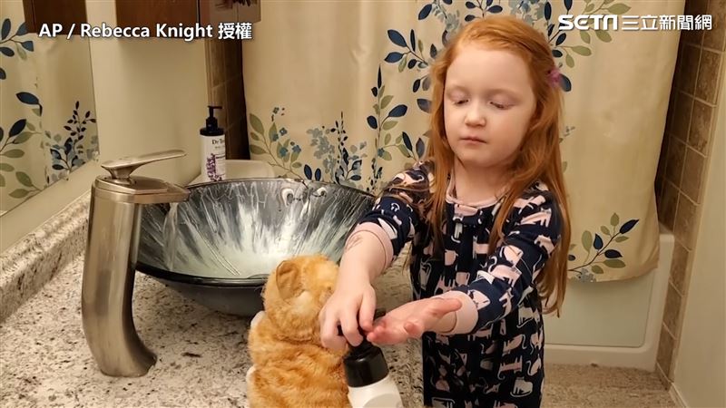 五歲女拍呼籲短片　加國總理轉發大讚