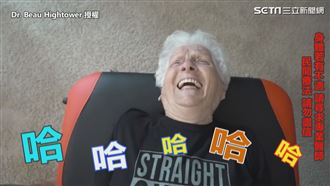 9旬嬤整骨唉唉叫　帥醫生狂撩逗樂她