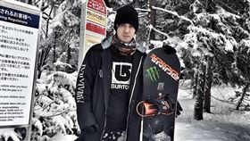 祝釩剛,滑雪,意外,救援。翻攝自臉書