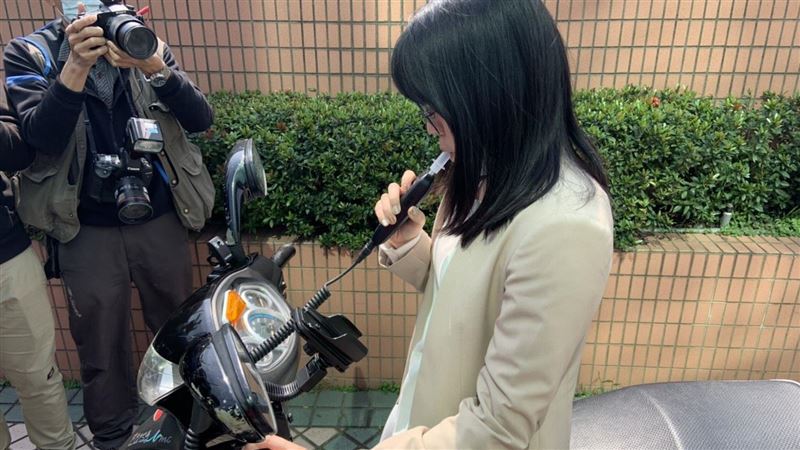 林佳龍實測「酒精鎖」吹了後…