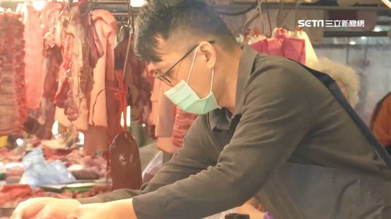 防飛沫傳染　彰化下令食品業全戴口罩