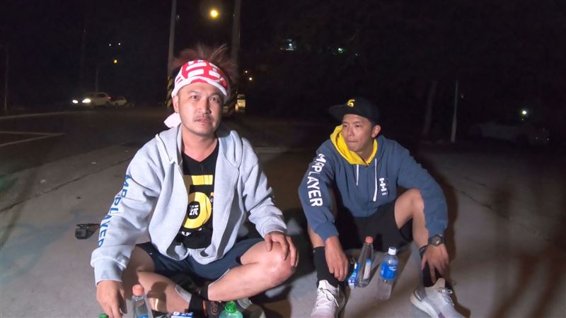 玩很大收視狂飆　KID放話爬百岳