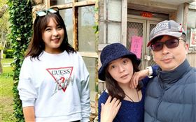  陳伶宣跟老公、醫師林暘朝。臉書