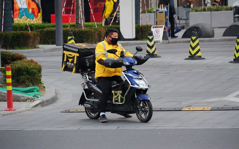 疫情衝擊　廣東餐飲業要求美團降傭金