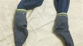 金蟬脫殼、制服、褲子、襪子
圖／翻攝自爆怨公社