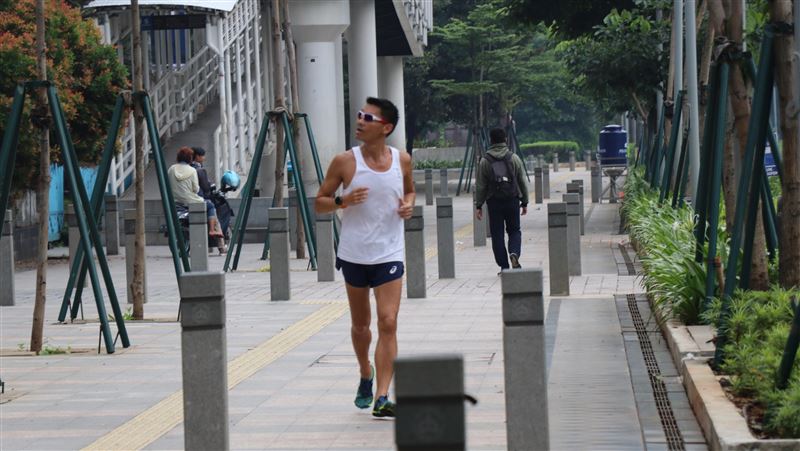 疫情衝擊經濟　印尼估增520萬失業