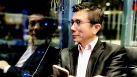 小燈泡,王景玉,逃死,劉北元,司改委員,律師（圖／翻攝自臉書）