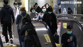 捷運、口罩(圖/記者林聖凱攝影)