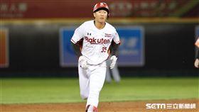 ▲樂天桃猿外野手成晉。（圖／記者林聖凱攝影）