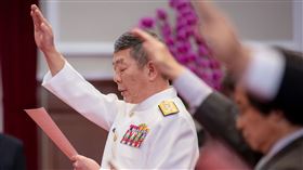 蔡英文總統13日主持「新任國防部參謀本部參謀總長、最高法院院長及總統府副秘書長宣誓典禮」。（圖／總統府提供）