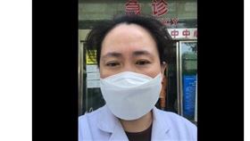 武漢肺炎疫情吹哨人之一的中國醫生艾芬與外界失聯兩週後近日突然現身微博報平安，許多網友按讚，但也有人質疑愈是報平安，愈說明不平安。（圖取自急診向日葵艾芬微博網頁weibo.com）