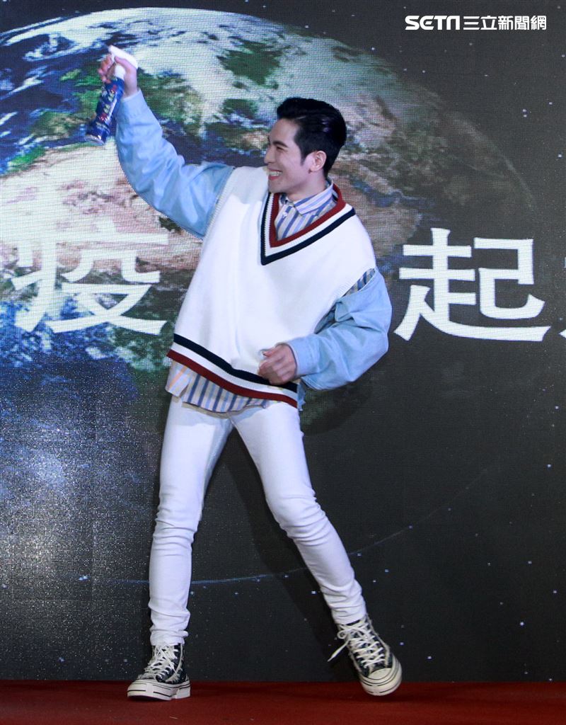 蕭敬騰出席水神公益活動。（記者邱榮吉/攝影）