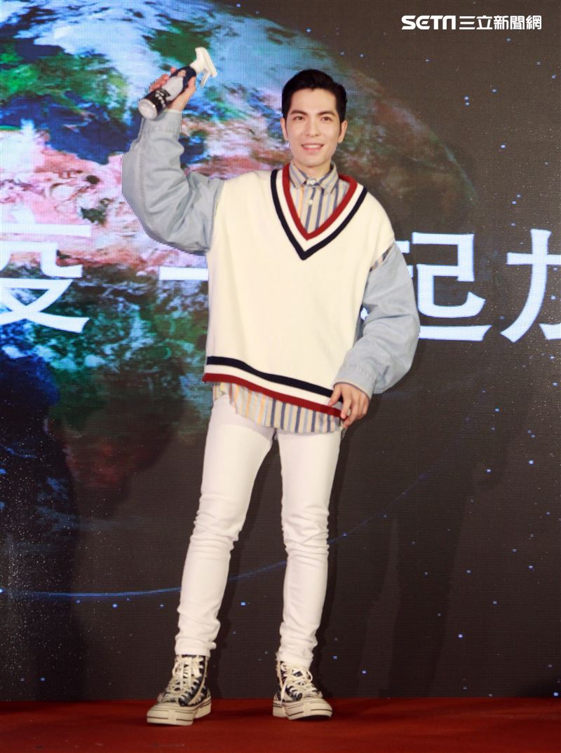 蕭敬騰出席水神公益活動。（記者邱榮吉/攝影）