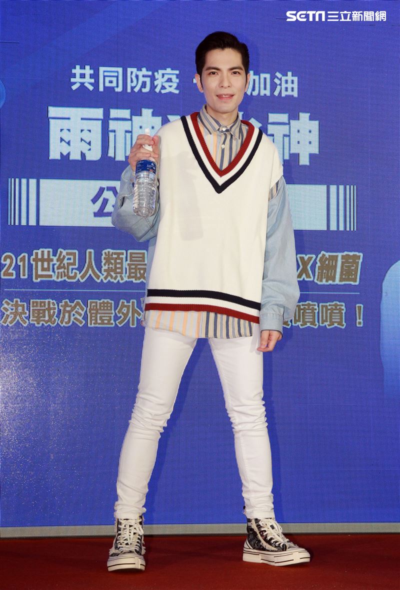 蕭敬騰出席水神公益活動。（記者邱榮吉/攝影）