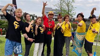 現身玩很大…楊丞琳換衣服下海網暴動