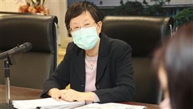 央行說明小規模營業人簡易申貸方案中央銀行業務局局長陳一端17日出席記者會，說明央行承辦中小企業貸款專案融通業務，增訂免開發票之小規模營業人簡易申貸方案相關細節。中央社記者張新偉攝　109年4月17日