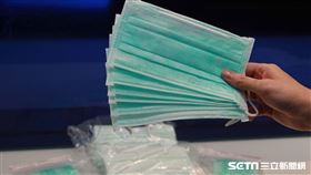 口罩示意圖（圖／記者邱榮吉攝）