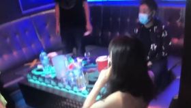 文 女陪侍挨罰1200