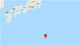 行政區隸屬日本東京都小笠原村的小笠原群島（紅標處）。（圖／翻攝自google map）