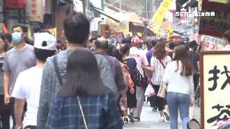 單週3天零確診　桃園假日湧10萬人