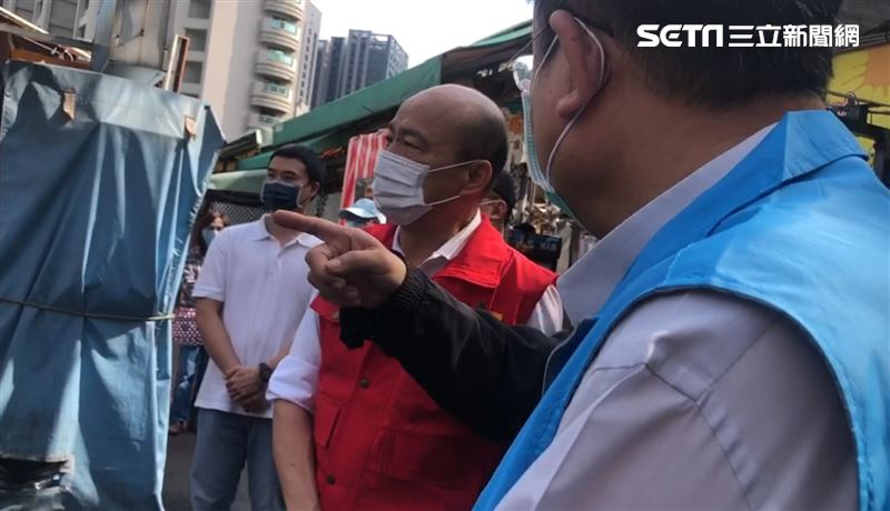 韓國瑜夜急增行程　赴巨蛋視察…糗了