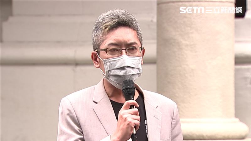 6天3度蜜會…府發言人熱戀正妹記者