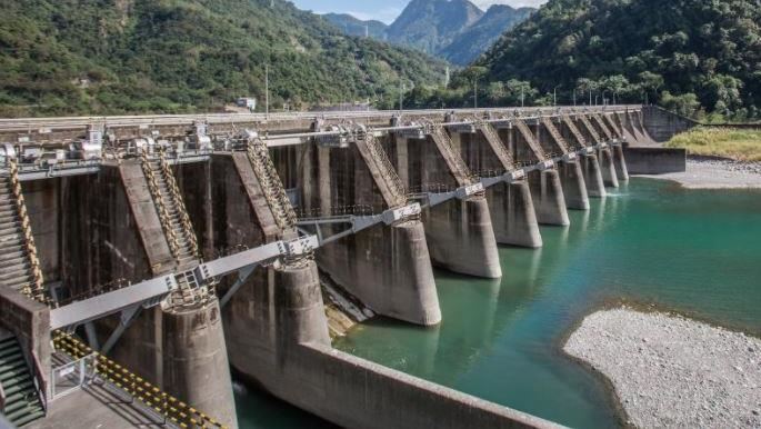 參觀發電廠遭拒　婦詭異卡水閘門溺斃