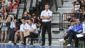 瓊斯盃中華藍隊vs南韓隊，中華藍總教練周俊三　圖／記者林敬旻攝影