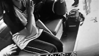 少年2度告白遭拒　怒持刀闖校園行兇