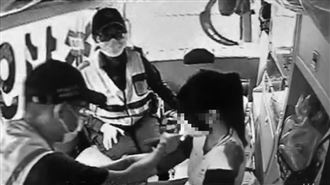 少年持刀行兇　疑「鑽狗洞」潛入校園