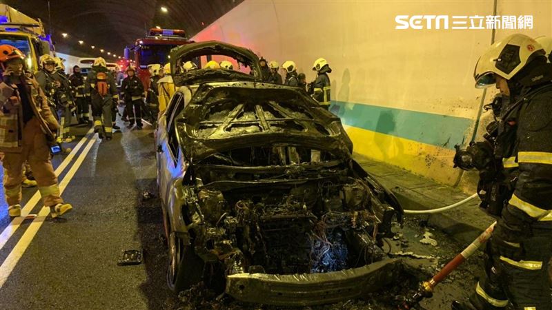 國道3號火燒車　木柵隧道大塞車