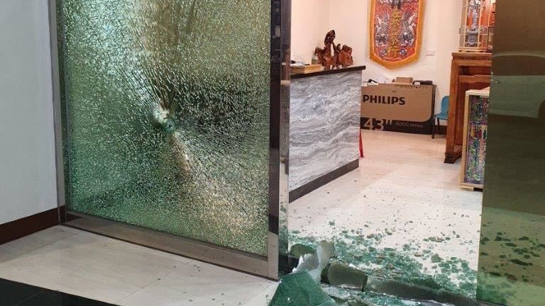 高雄街頭爆槍響　槍手10秒連開3槍