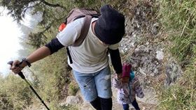 父母3歲童登玉山
圖／翻攝自PTT