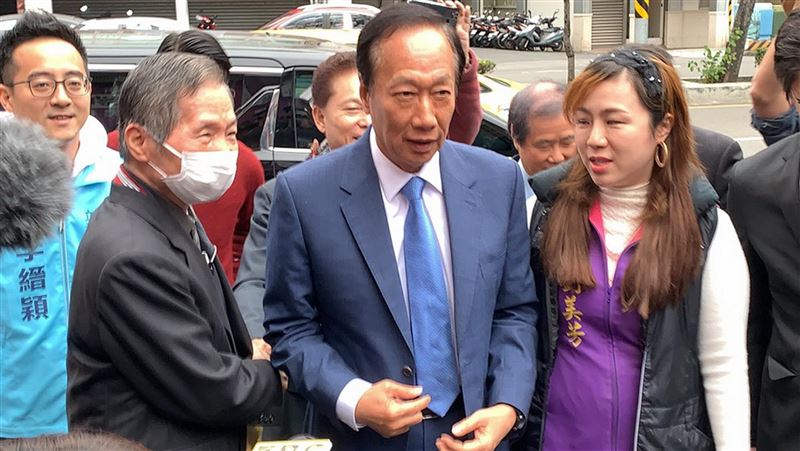 劉炳偉病逝　女兒劉美芳承接政壇衣缽