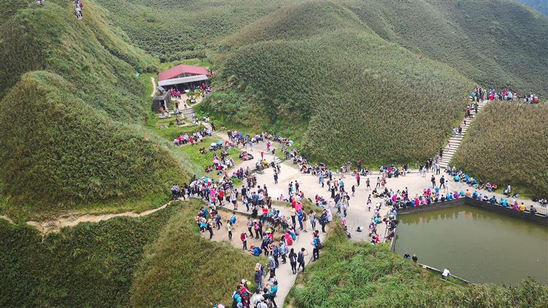 抹茶山假日爆人潮　林管處出手管制了