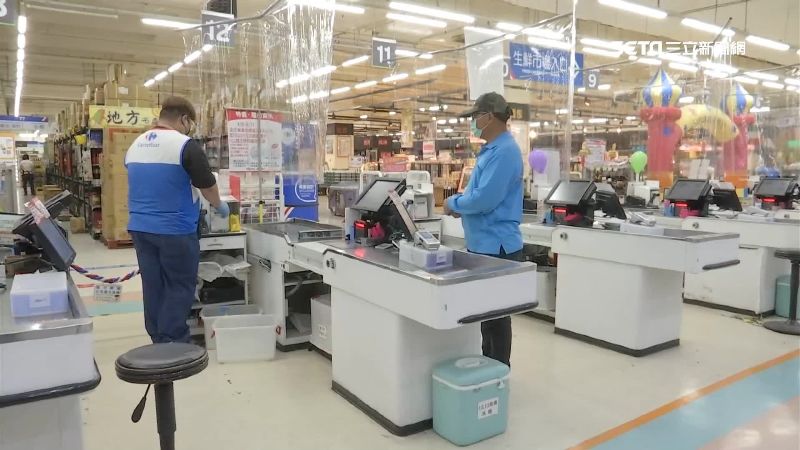 封店32小時解禁　家樂福收銀台變了
